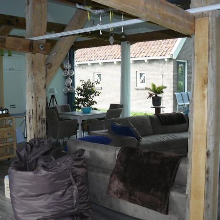 Koetshuis Veenhuizen Bagian luar foto